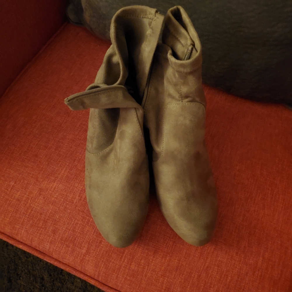 Tan Wedged Boots